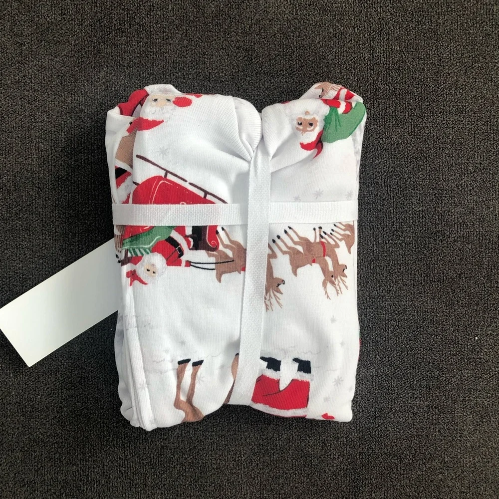 Pottery Barn Organic Heritage Santa Nursery Pajama White/black 6-9 Months